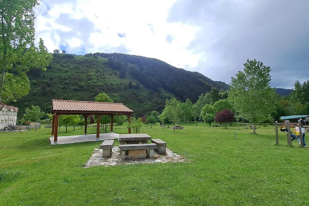 Espectacular Casa Rural En Espinosa de los Monteros Exteriér fotografie